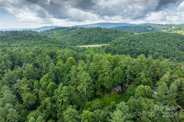 Boone, NC 28607,348 Laurelwood LN