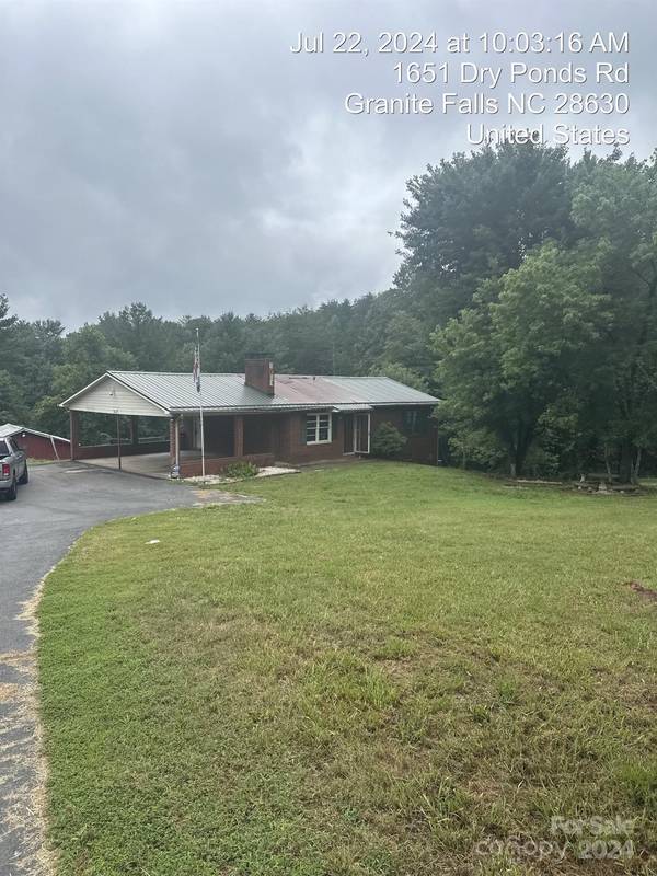 1651 Dry Ponds RD, Granite Falls, NC 28630