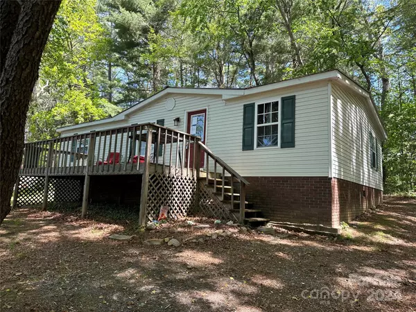 60 Velvet Ridge LN, Asheville, NC 28806
