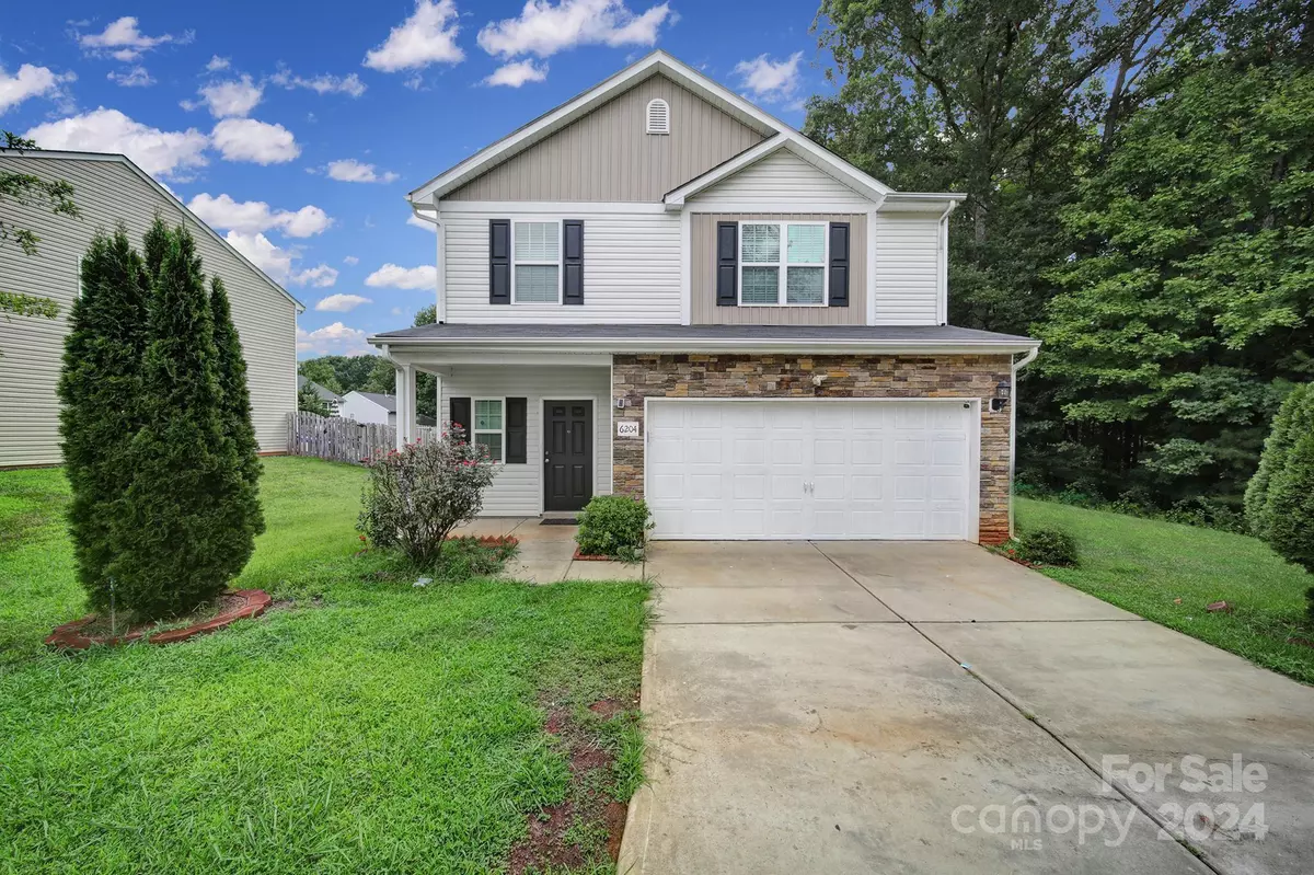 Charlotte, NC 28227,6204 Springbeauty DR