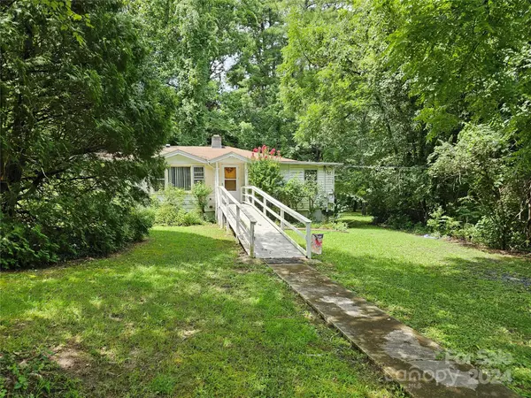 Asheville, NC 28803,215 Merchant ST