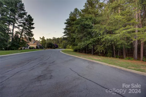 Belmont, NC 28012,5149 Watermead LN