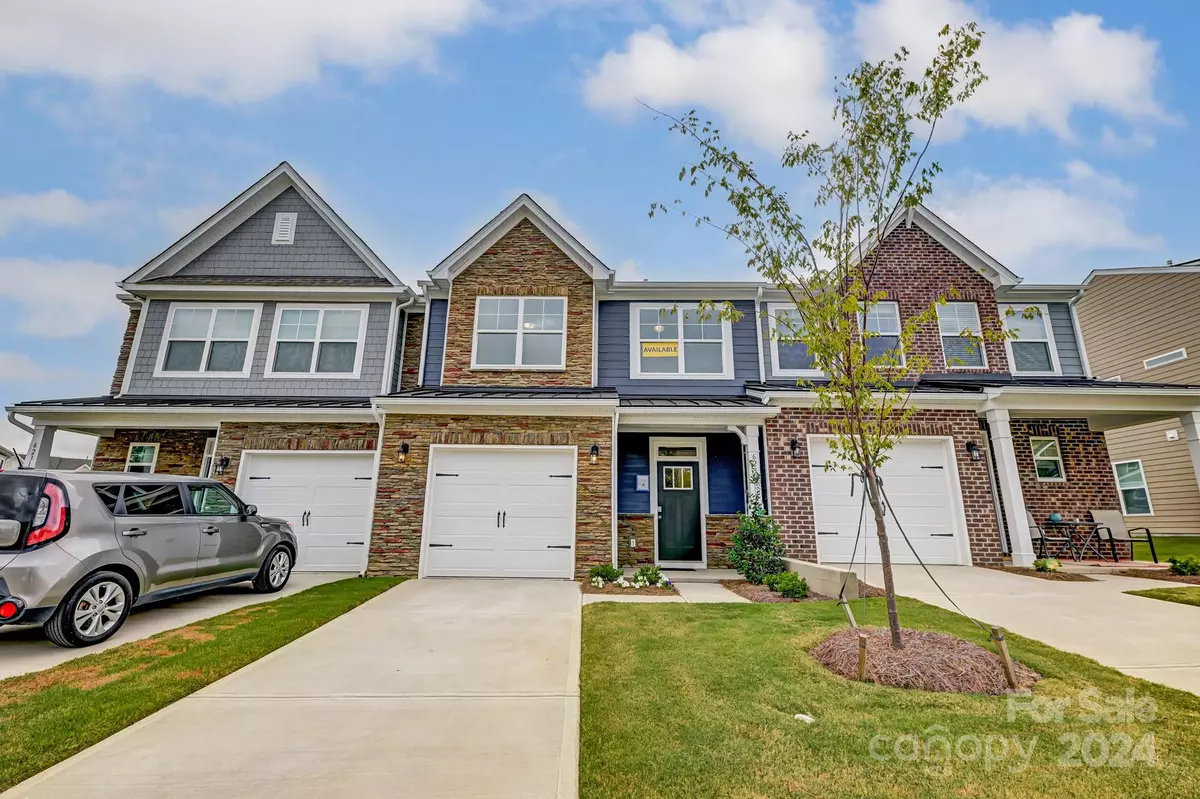 Harrisburg, NC 28075,6239 Culbert ST #148
