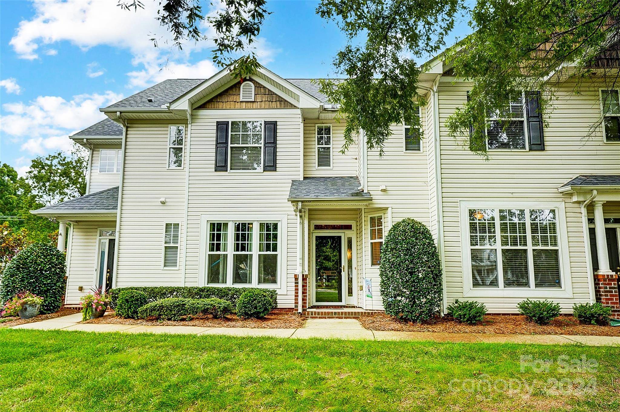 2084 Gable Way LN, Matthews, NC 28104