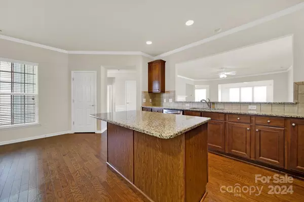 Fort Mill, SC 29707,1039 Orchid LN