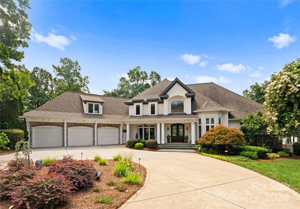 18402 Peninsula Cove LN, Cornelius, NC 28031