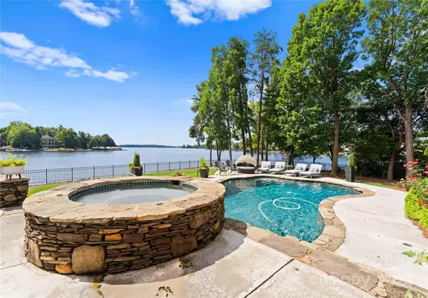 Cornelius, NC 28031,18402 Peninsula Cove LN