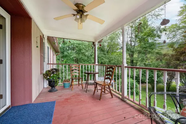 Asheville, NC 28806,36 Mckinney RD
