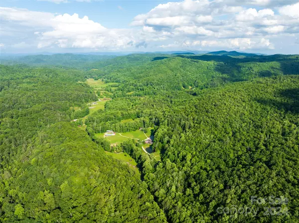 Lake Toxaway, NC 28487,500 Winding Gap RD