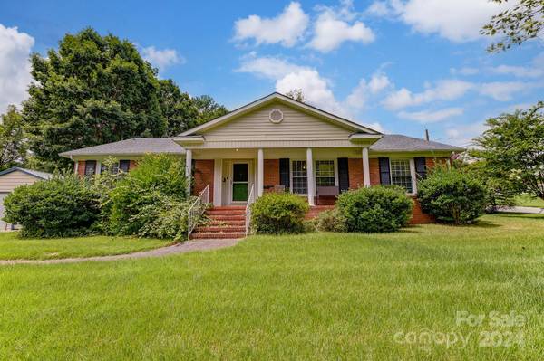 1233 Castlegate ST, Gastonia, NC 28054