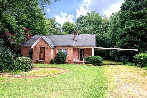 5523 Grafton PL, Charlotte, NC 28212