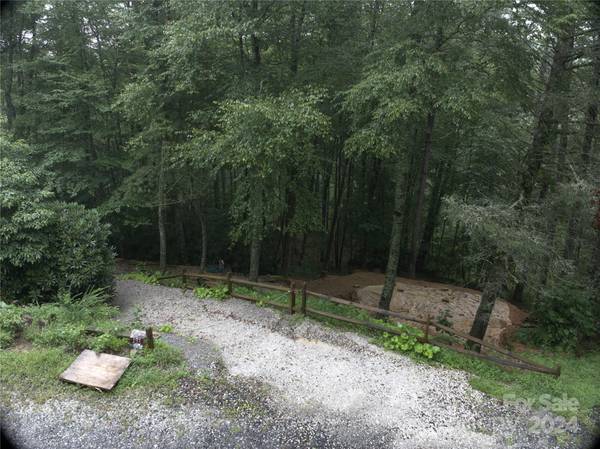 191 Pack DR, Spruce Pine, NC 28777