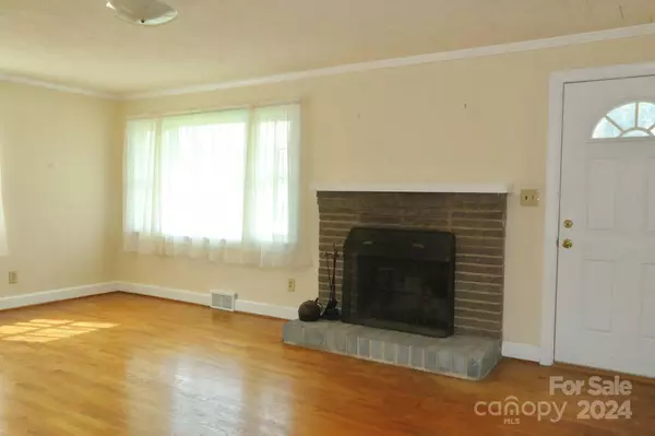 Boonville, NC 27011,120 Academy DR