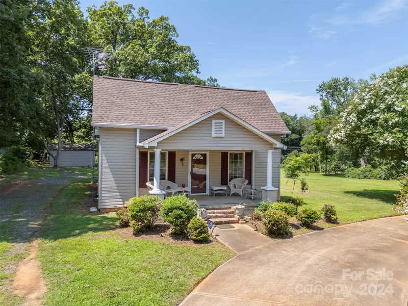 1264 Piney Ridge RD, Forest City, NC 28043