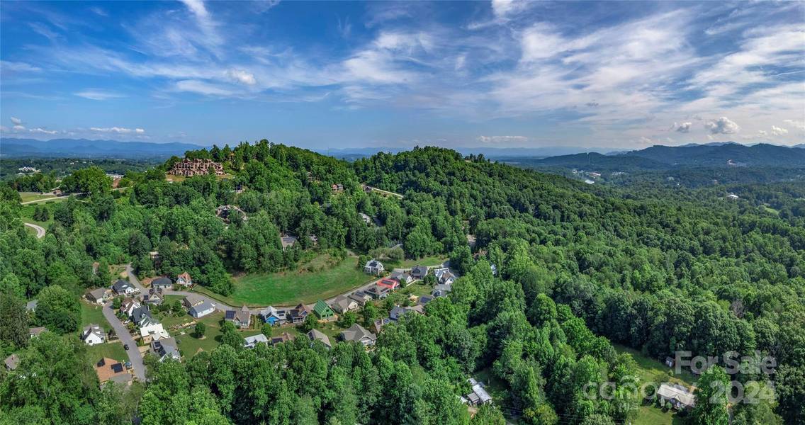 62 Destination DR, Asheville, NC 28806