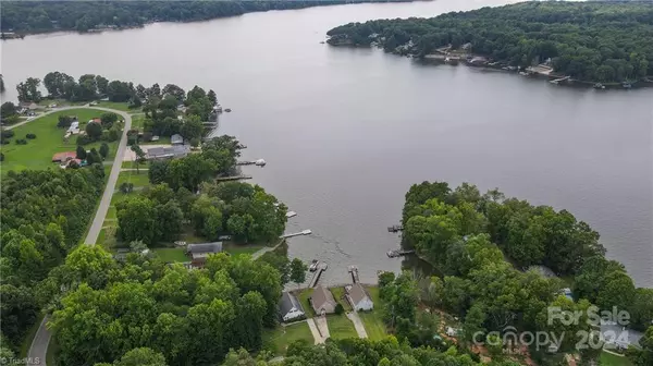 Lexington, NC 27292,2104 Riverview RD
