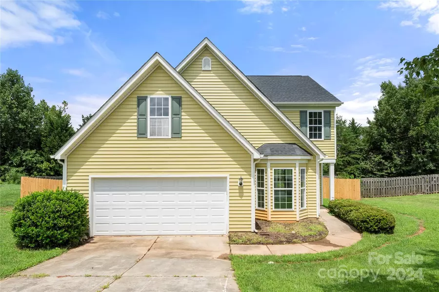 2524 Carmathen RD, Charlotte, NC 28269