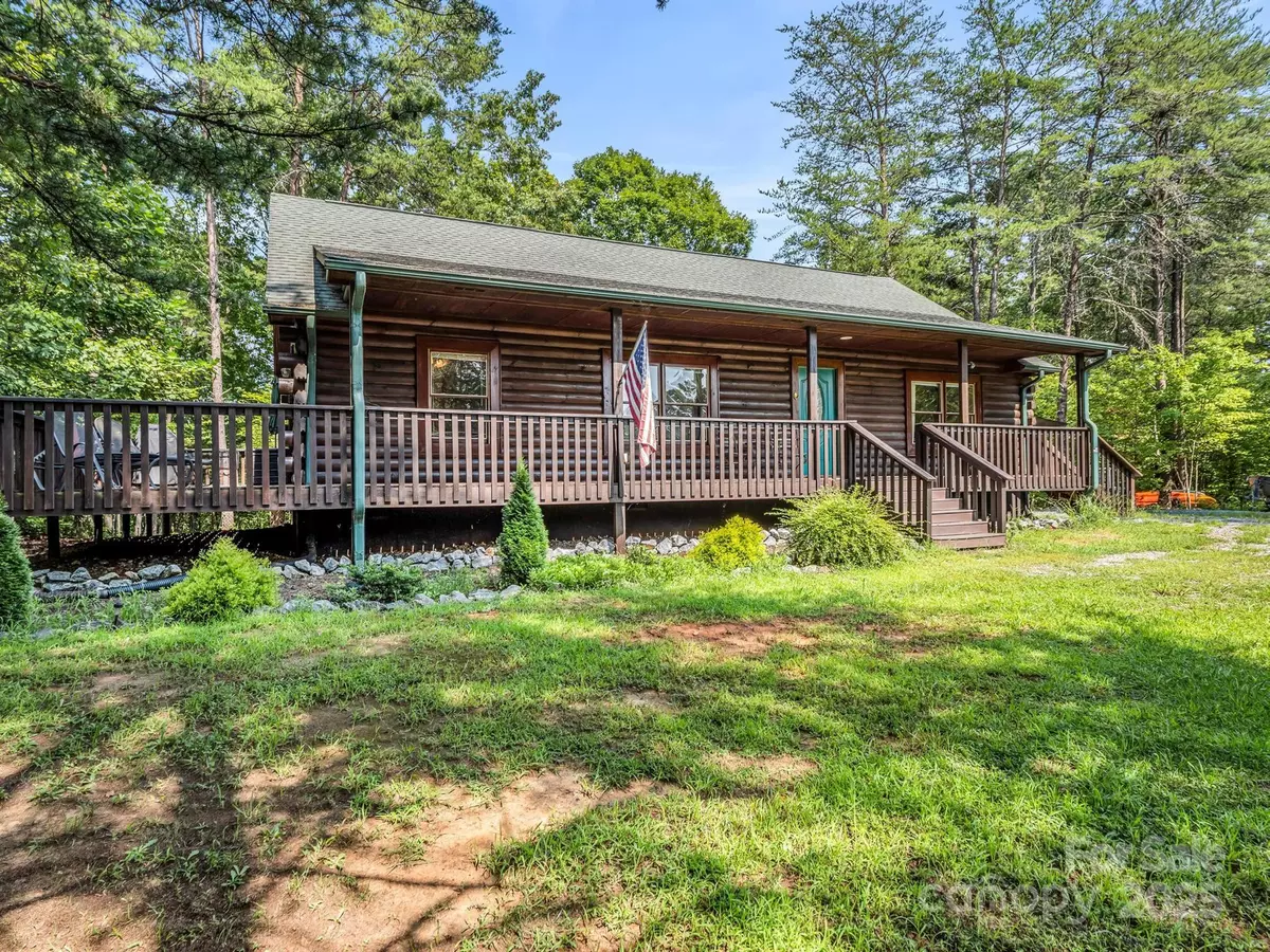 Lake Lure, NC 28746,117 Jasmin DR