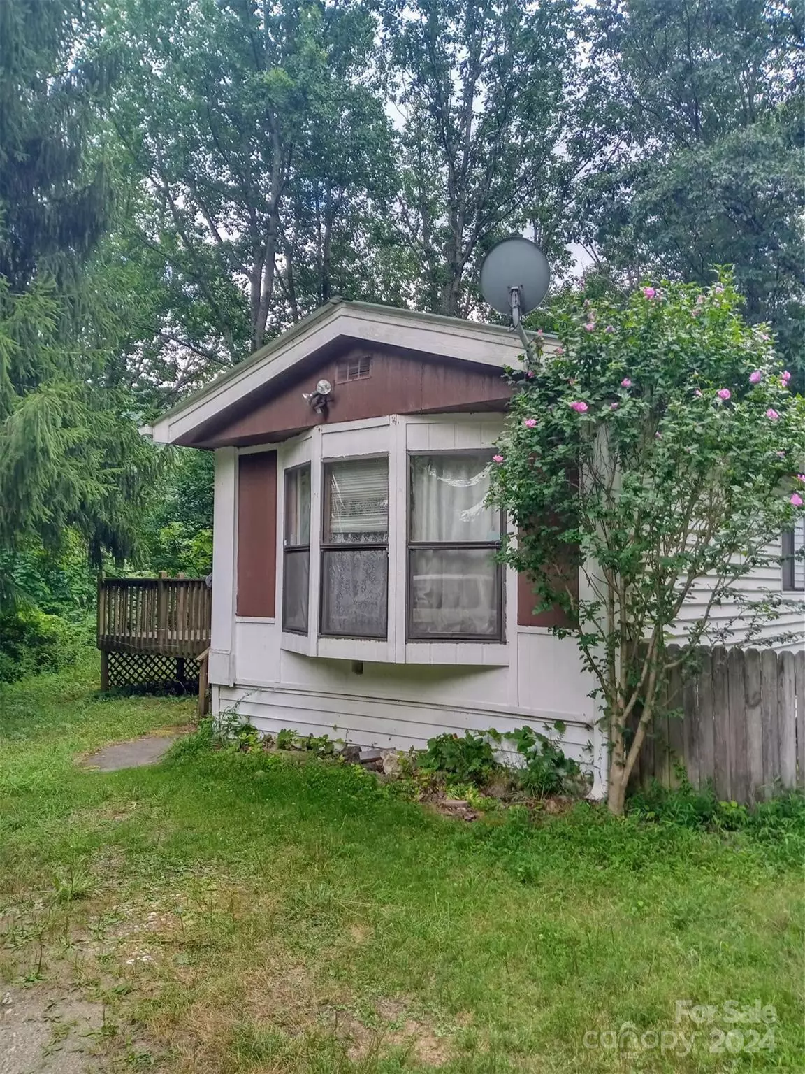 Leicester, NC 28748,84 Elkins RD