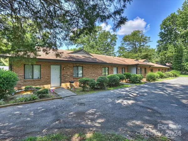Charlotte, NC 28215,4306 Tantilla CIR