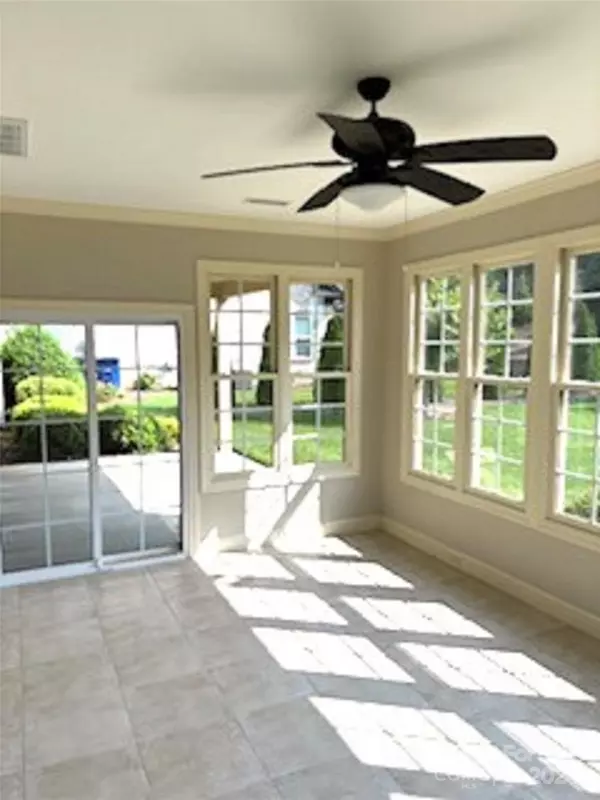 Conover, NC 28613,4276 Holly CIR NE