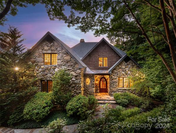 Asheville, NC 28804,8 Timberwolf CT