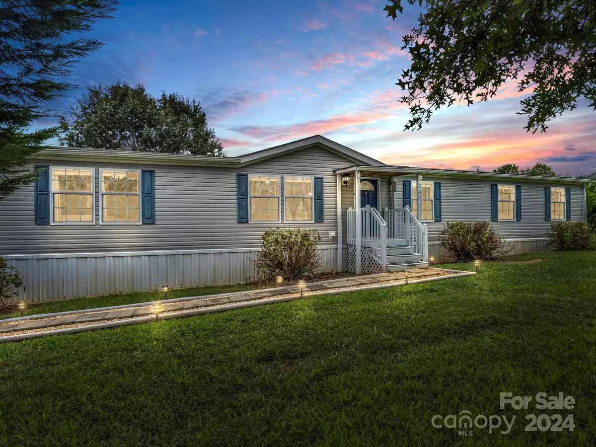 Rutherfordton, NC 28139,246 Abrams & Moore RD