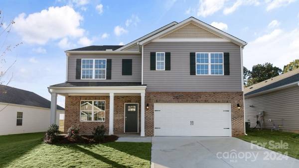 188 Crestview LN, Lexington, NC 27295