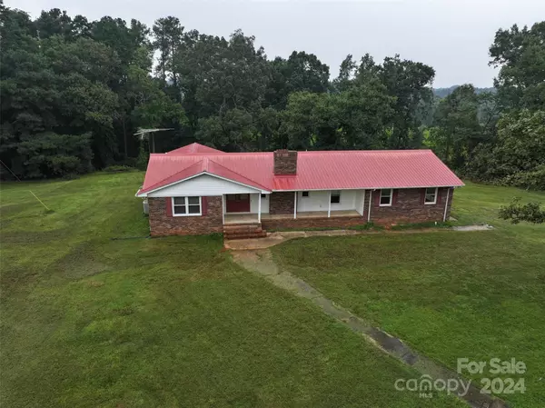 Polkton, NC 28135,998 Winfield RD