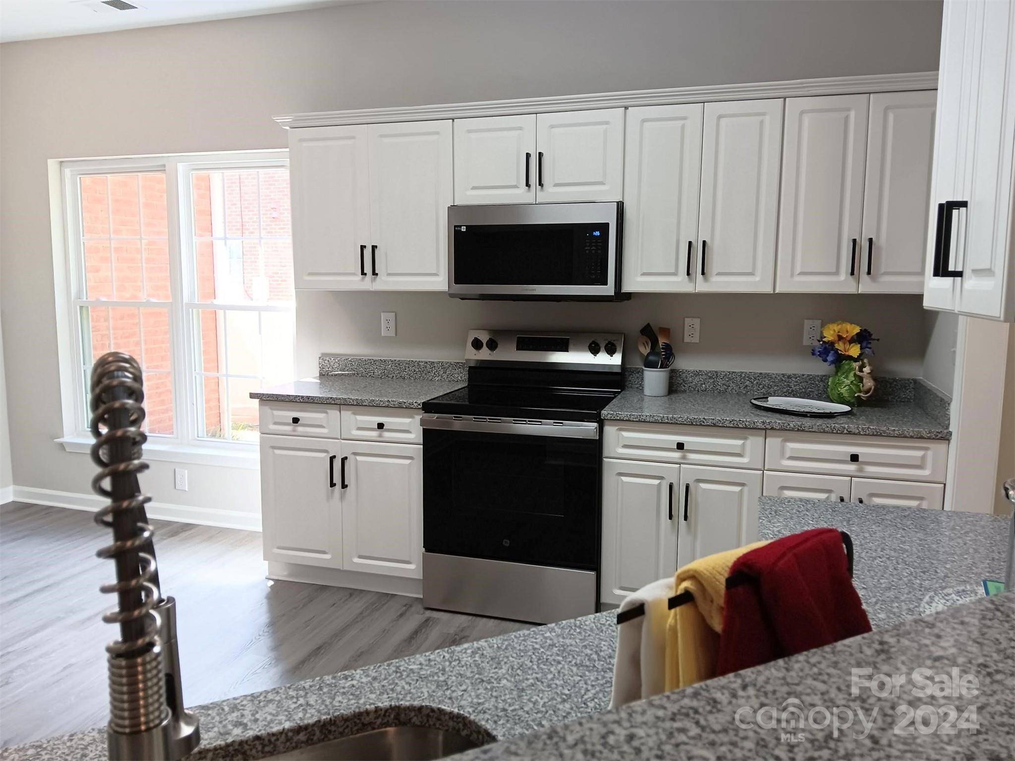 Charlotte, NC 28212,7209 Brighton Brook DR