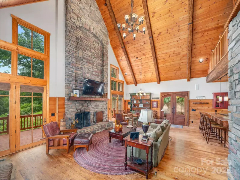 354 Vance Gap RD, Asheville, NC 28804