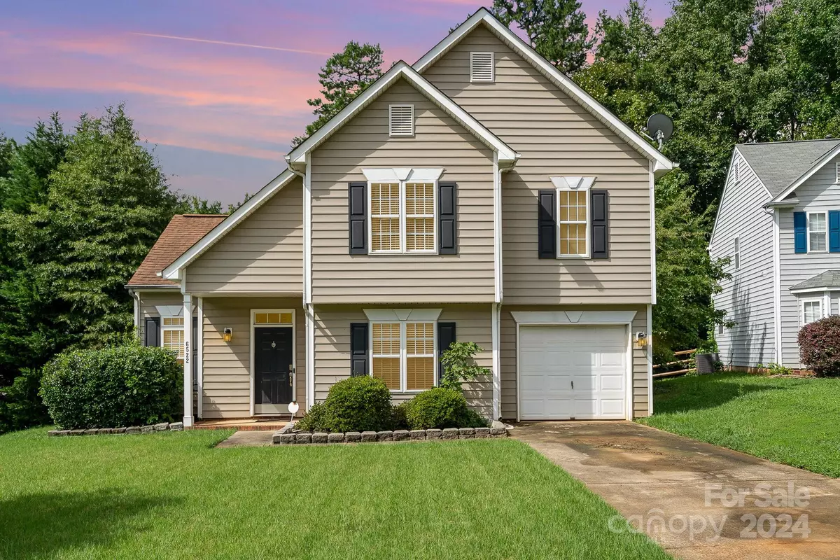 Charlotte, NC 28262,6522 Pepperbush CT