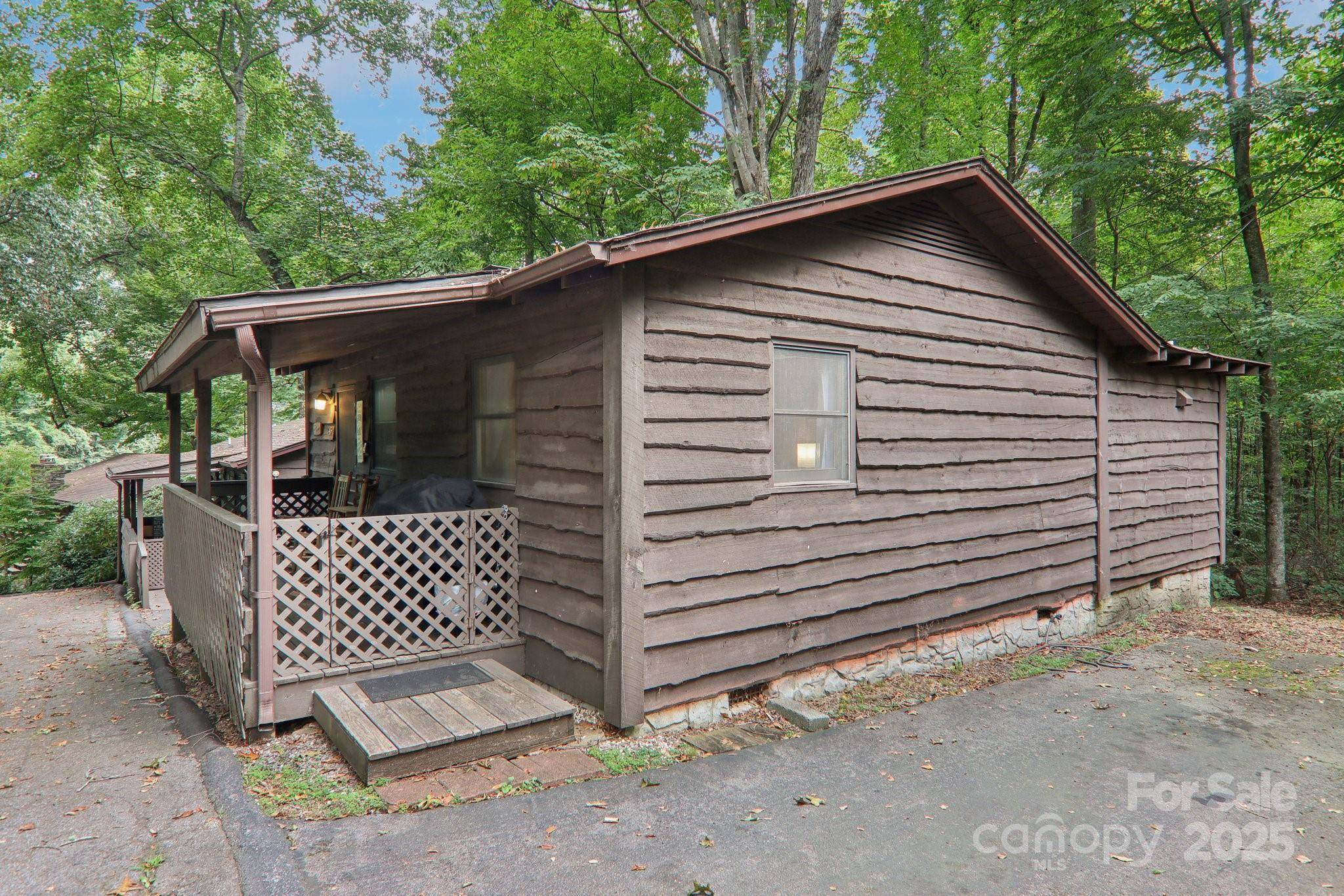 Maggie Valley, NC 28751,45 Sassafras LN