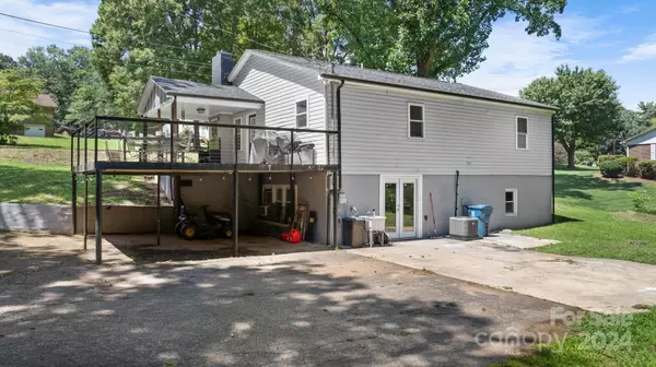 Granite Falls, NC 28630,10 Woodlane ST