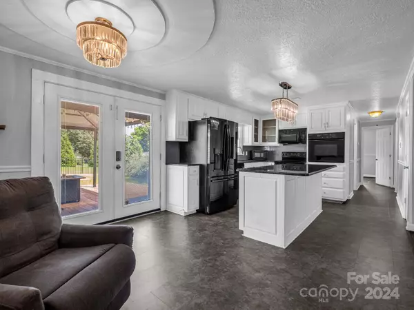 Conover, NC 28613,3401 Spencer RD