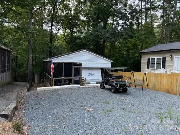 Mount Gilead, NC 27306,154 Larboard TRL