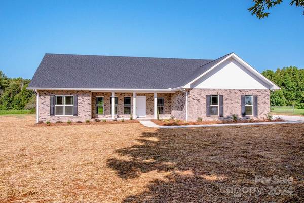 404 Longview RD, Statesville, NC 28625