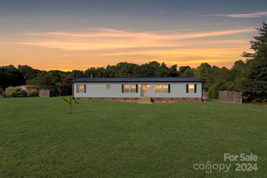 5782 Dachshund ST, Iron Station, NC 28080