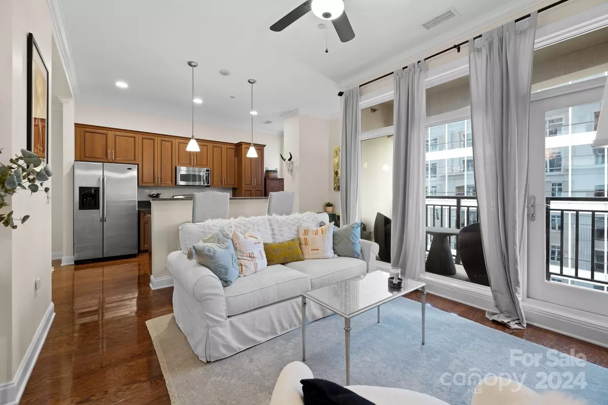 Charlotte, NC 28202,230 S Tryon ST #1110