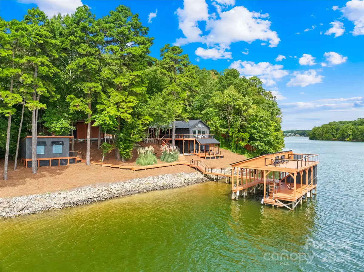 Sherrills Ford, NC 28673,8799 Popular LN