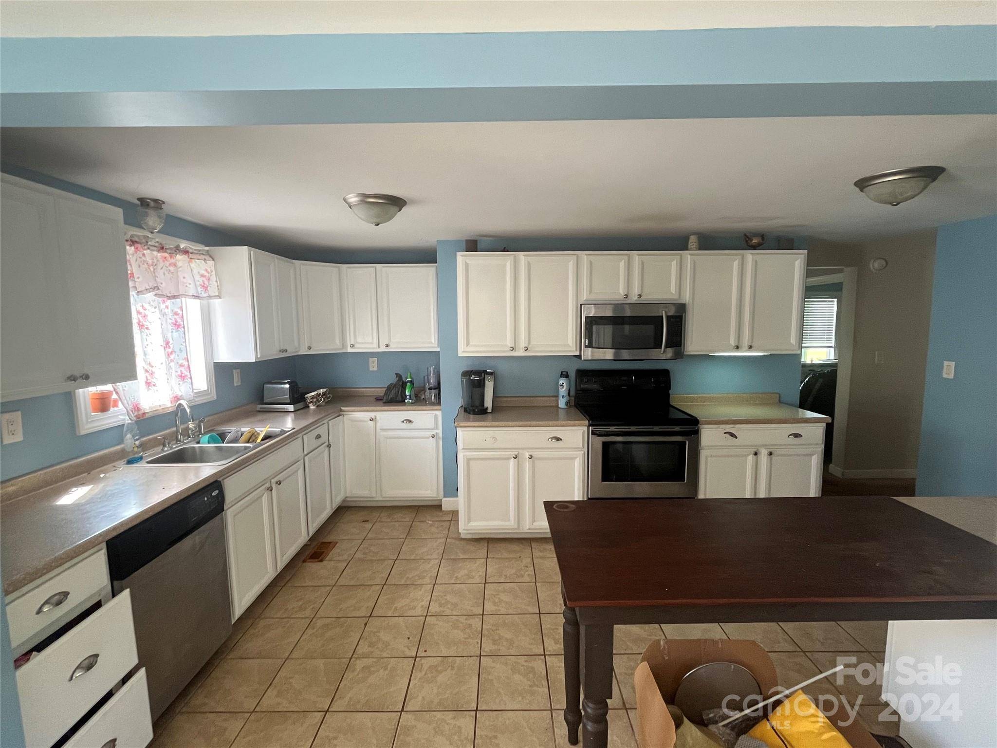 Sherrills Ford, NC 28673,5290 Channel DR