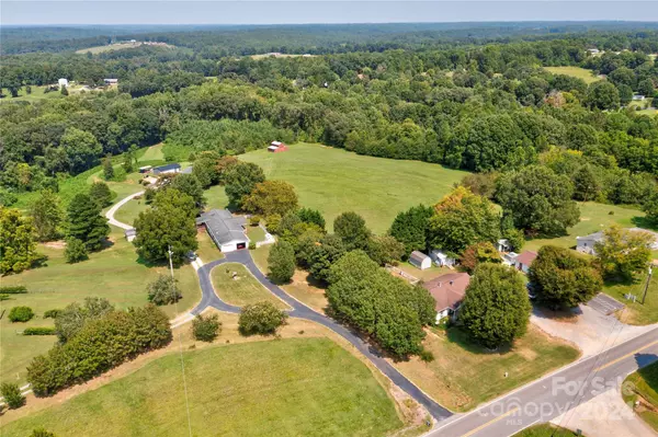 1132 Oak Grove RD, Kings Mountain, NC 28086