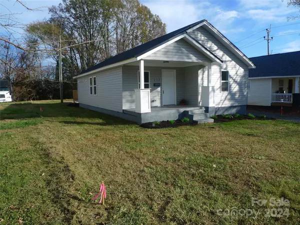 312 N Dilling ST, Kings Mountain, NC 28086