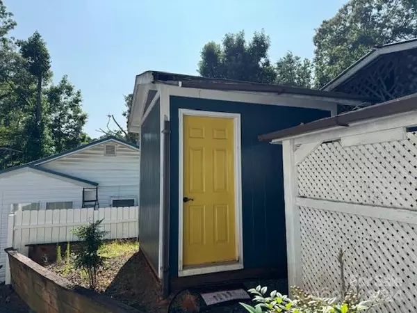 Mount Gilead, NC 27306,126 Deer Park RD