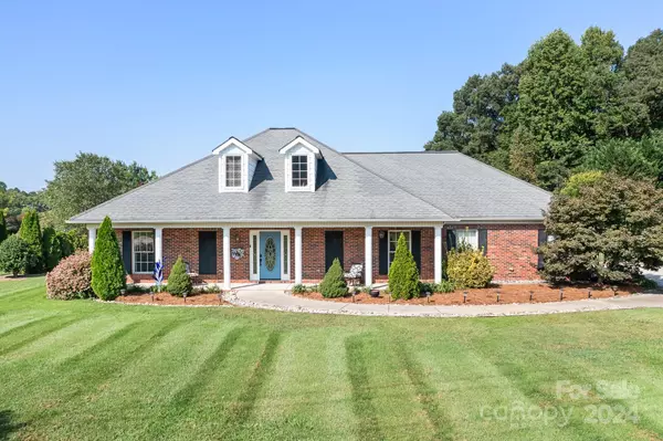 1244 Killian Farm RD,  Stanley,  NC 28164