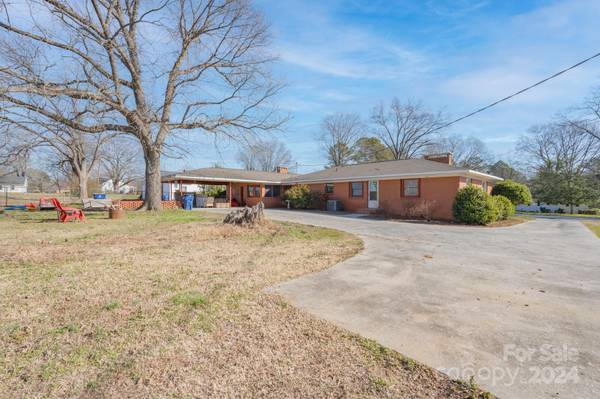 Wingate, NC 28174,515 Bivens ST