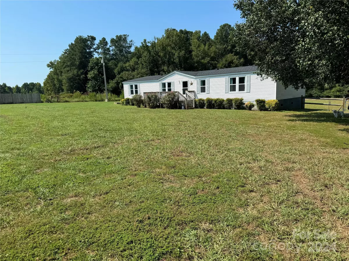 Marshville, NC 28103,5400 Cheraw RD