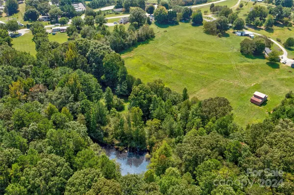 Kings Mountain, NC 28086,1132 Oak Grove RD