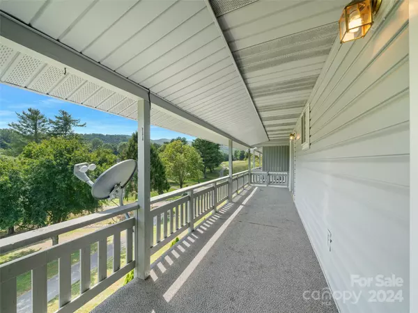 Spruce Pine, NC 28777,263 Fairway LN #G