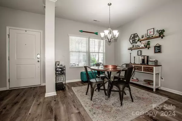 Statesville, NC 28677,104 Blackstone CT